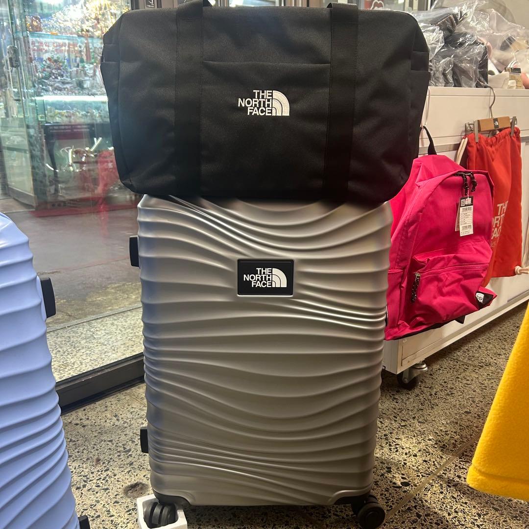 【海外限定】THENORTH FACE 20インチキャリーケース 機内持込可
