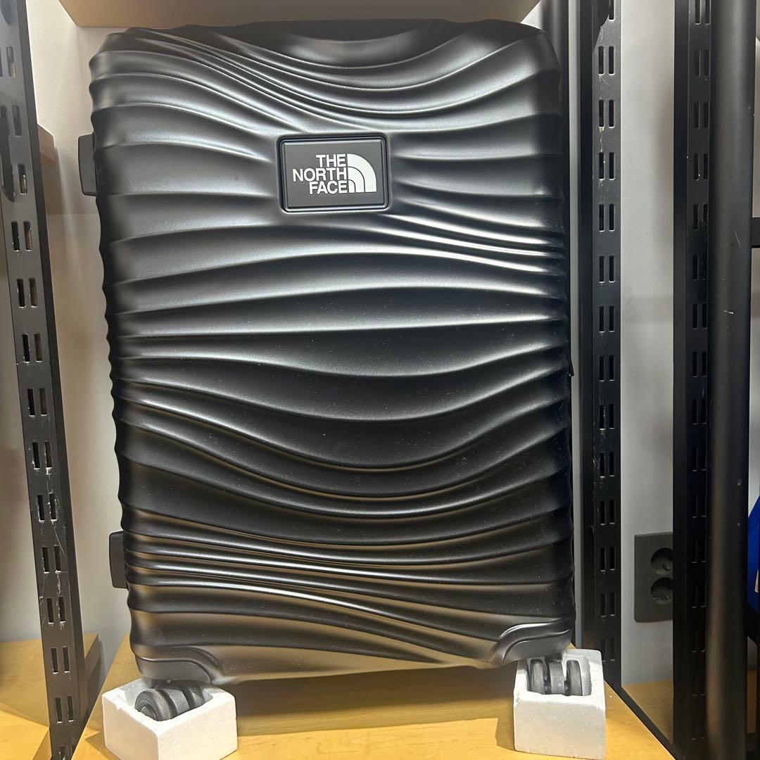 【海外限定】THENORTH FACE 20インチキャリーケース 機内持込可
