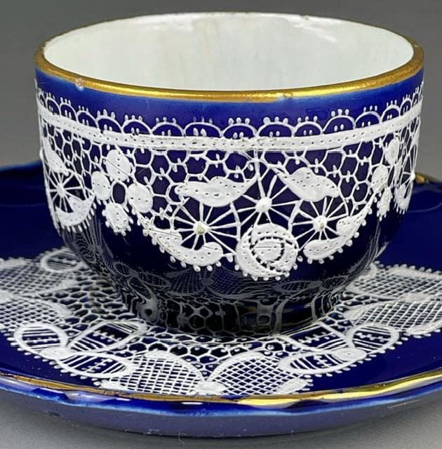 【希少】イタリア　ラヴェーノ 白レース デミカップ＆ソーサー　ヴェネチアン