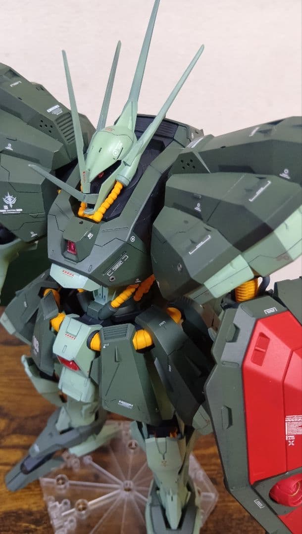 ガンプラ　ZZガンダム re 1/100 ハンマ・ハンマ　塗装済完成品