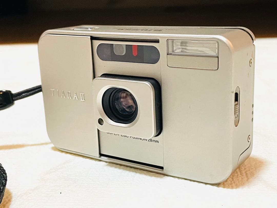 希少 美品 FUJIFILM TIARA II コンパクトフィルムカメラ