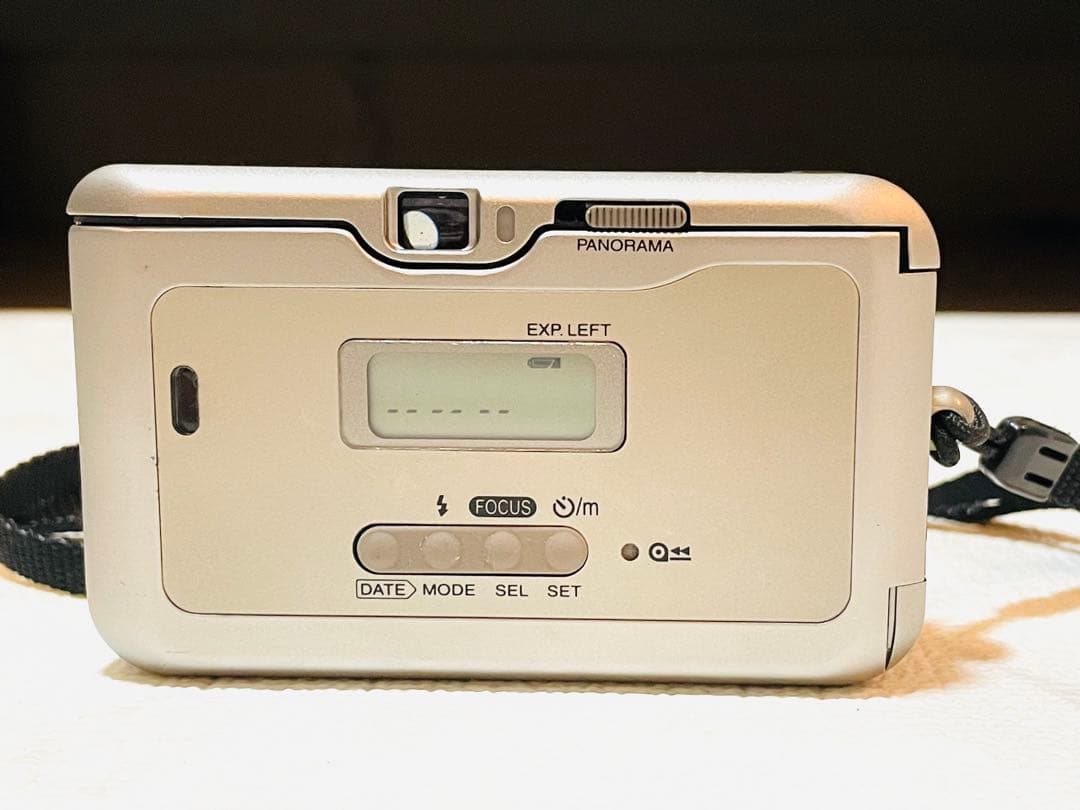 希少 美品 FUJIFILM TIARA II コンパクトフィルムカメラ