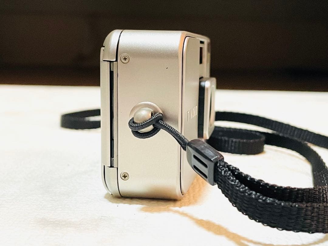 希少 美品 FUJIFILM TIARA II コンパクトフィルムカメラ