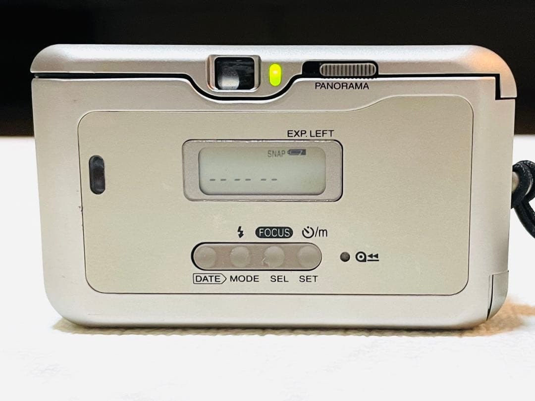 希少 美品 FUJIFILM TIARA II コンパクトフィルムカメラ