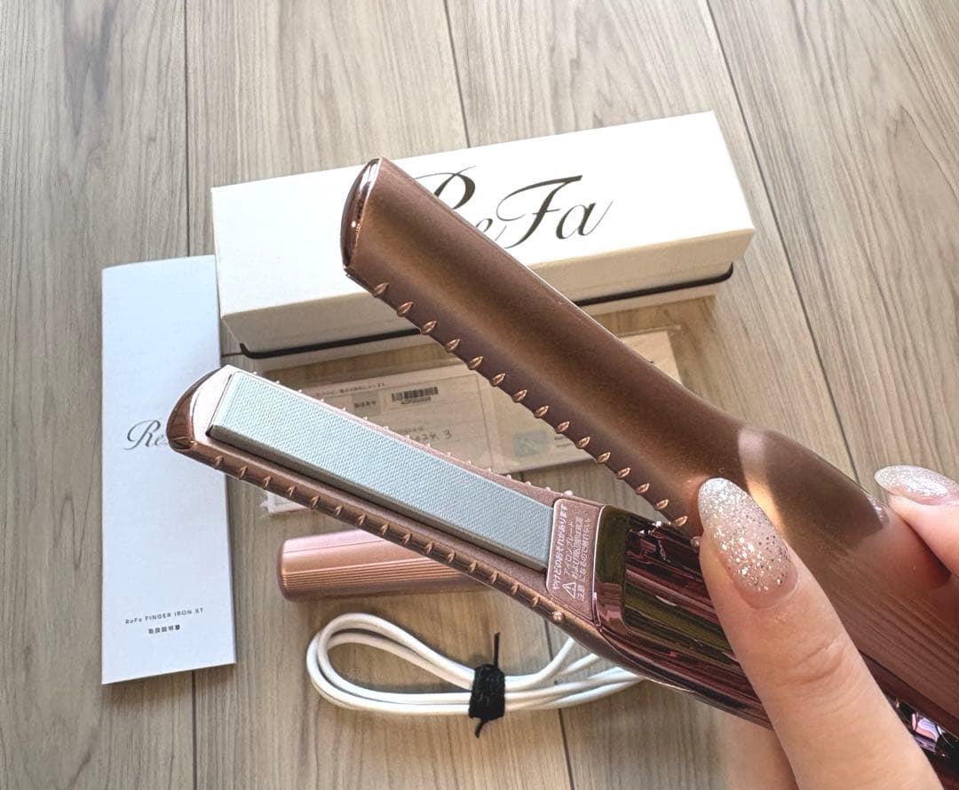 リファフィンガーアイロン ReFa コードレス