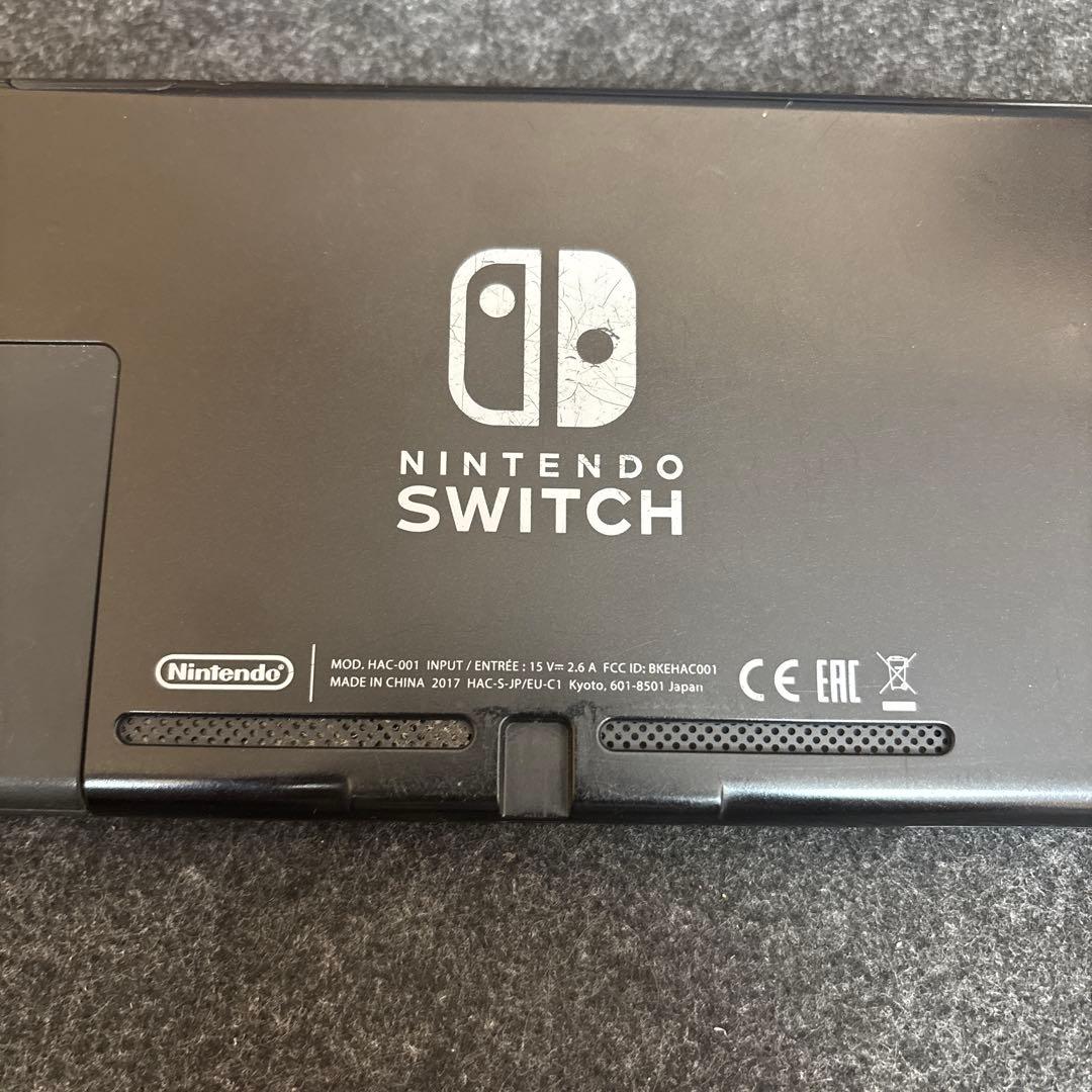 任天堂スイッチ グレー（右ジョイコンスティックに不備あり）