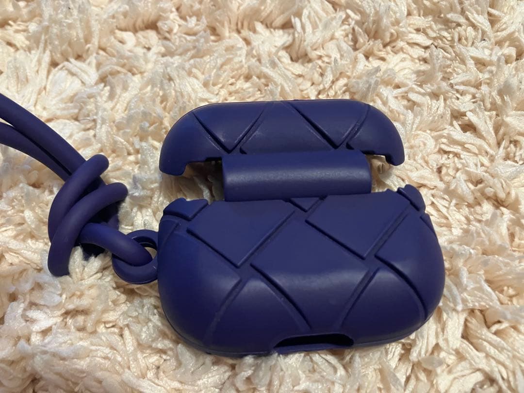 ボッテガヴェネタ AirPods Pro ケース