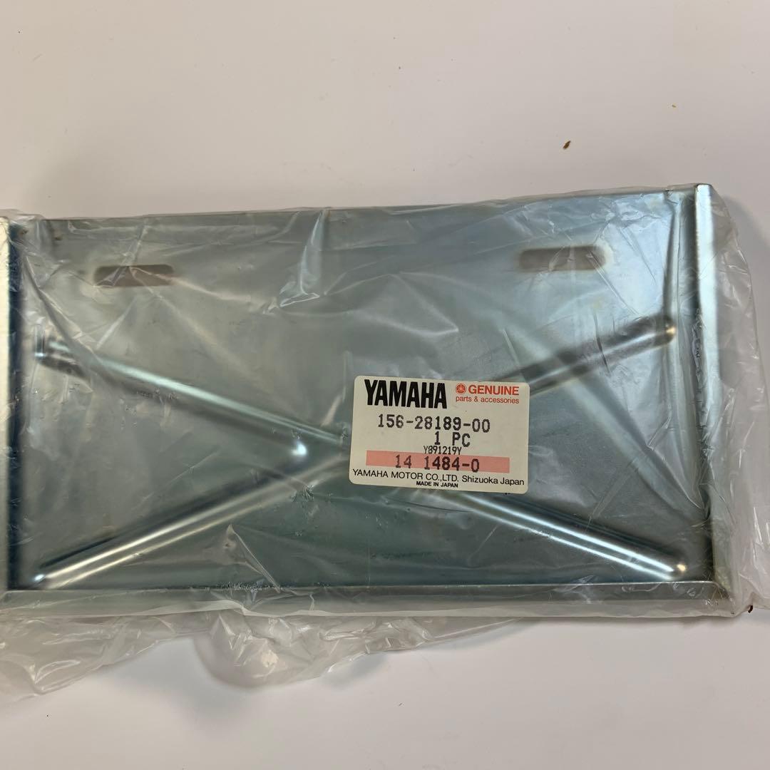 ヤマハSR400SP タンク、サイドカバー、ナンバープレートケース