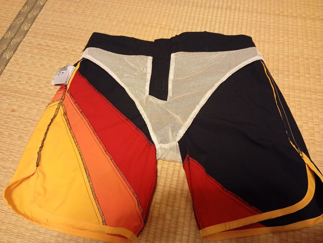 クロノス　ボードショーツ　М