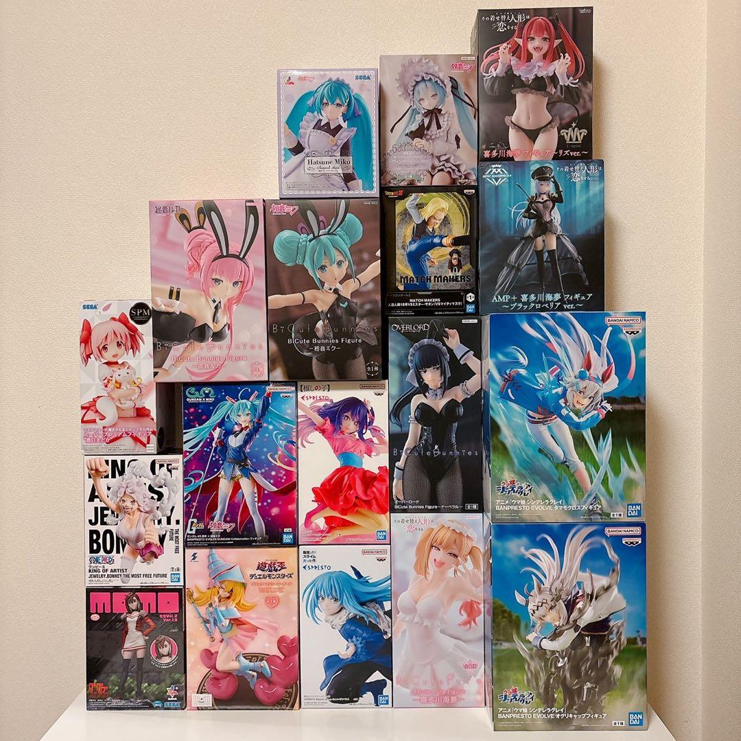 新品未開封 フィギュア18種 初音ミク・巡音ルカ・喜多川海夢・ナーベラル ほか