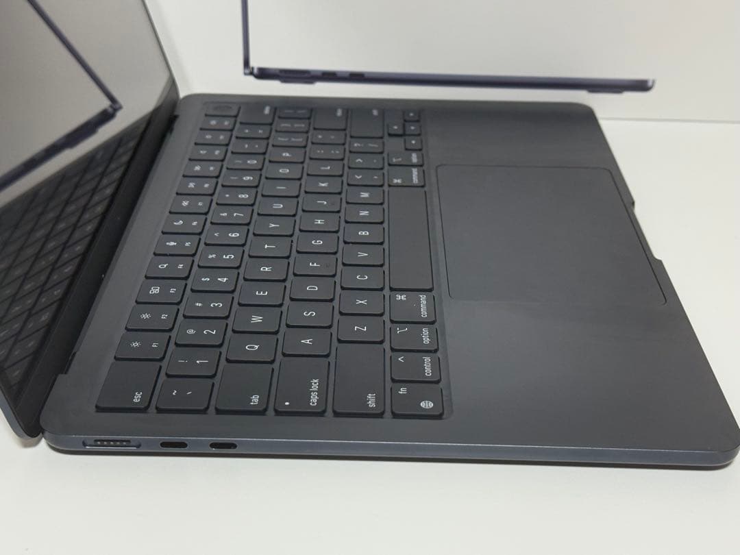 【値下げ中】MacBook Air M2, 8GB, 256GB, US配列