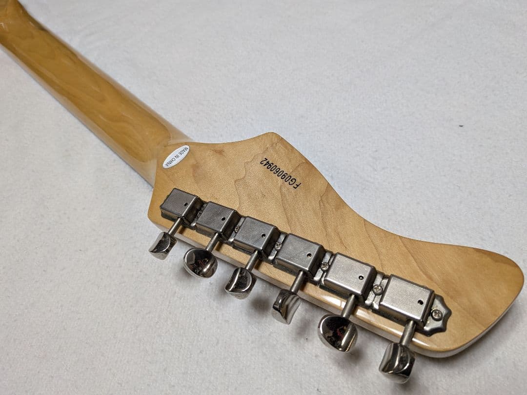 FERNANDES LE-1Z 黒ラメ　美品！