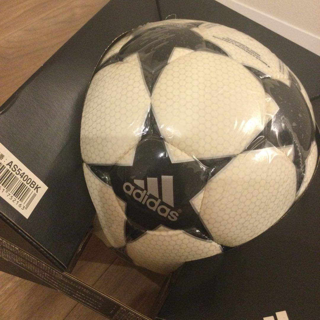 アディダス　チャンピオンズリーグ フィナーレ 2 新品　箱付き　激レア