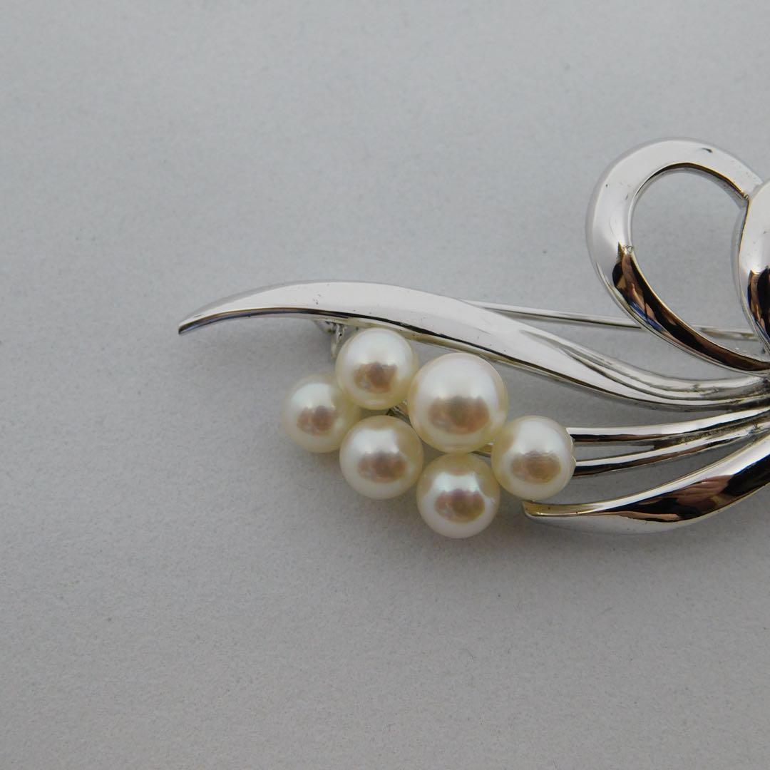 美品 箱付　ミキモト パール 6粒 皇室御用達　コサージュ　シルバー ブローチ