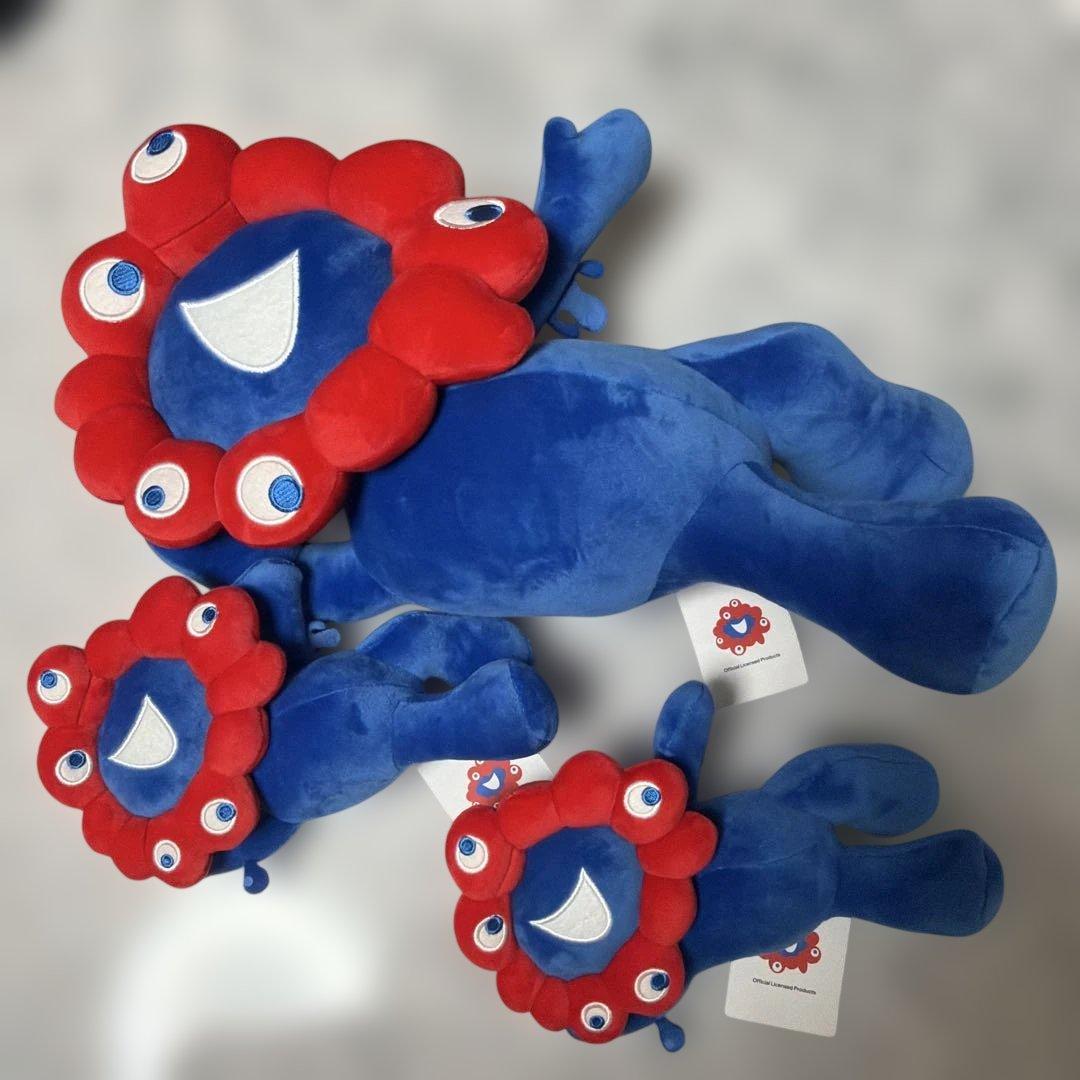 新品タグ付きミャクミャクくじセット