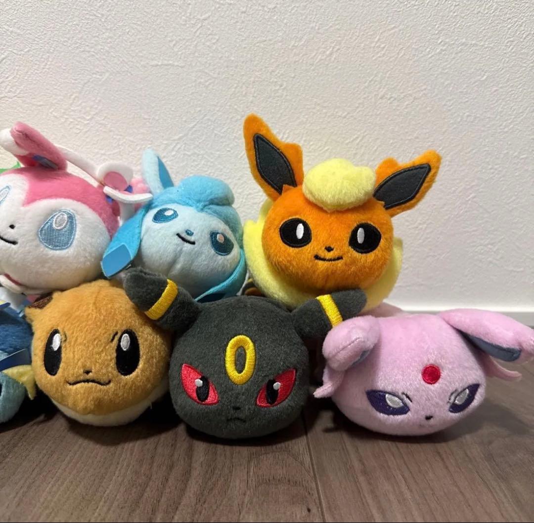 てにのるころりんフレンズ　ブイズコンプリートセット　イーブイ　進化