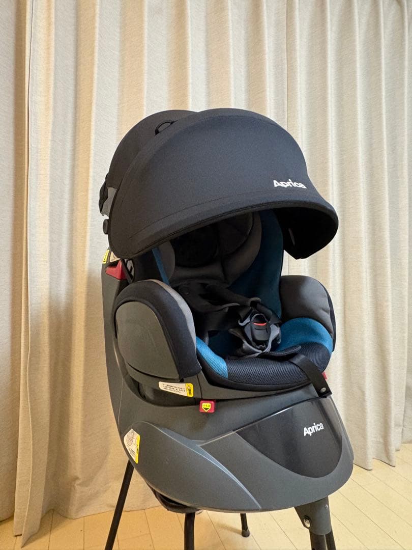 Ryo　Aprica 車用チャイルドシート　ディアターンプラス