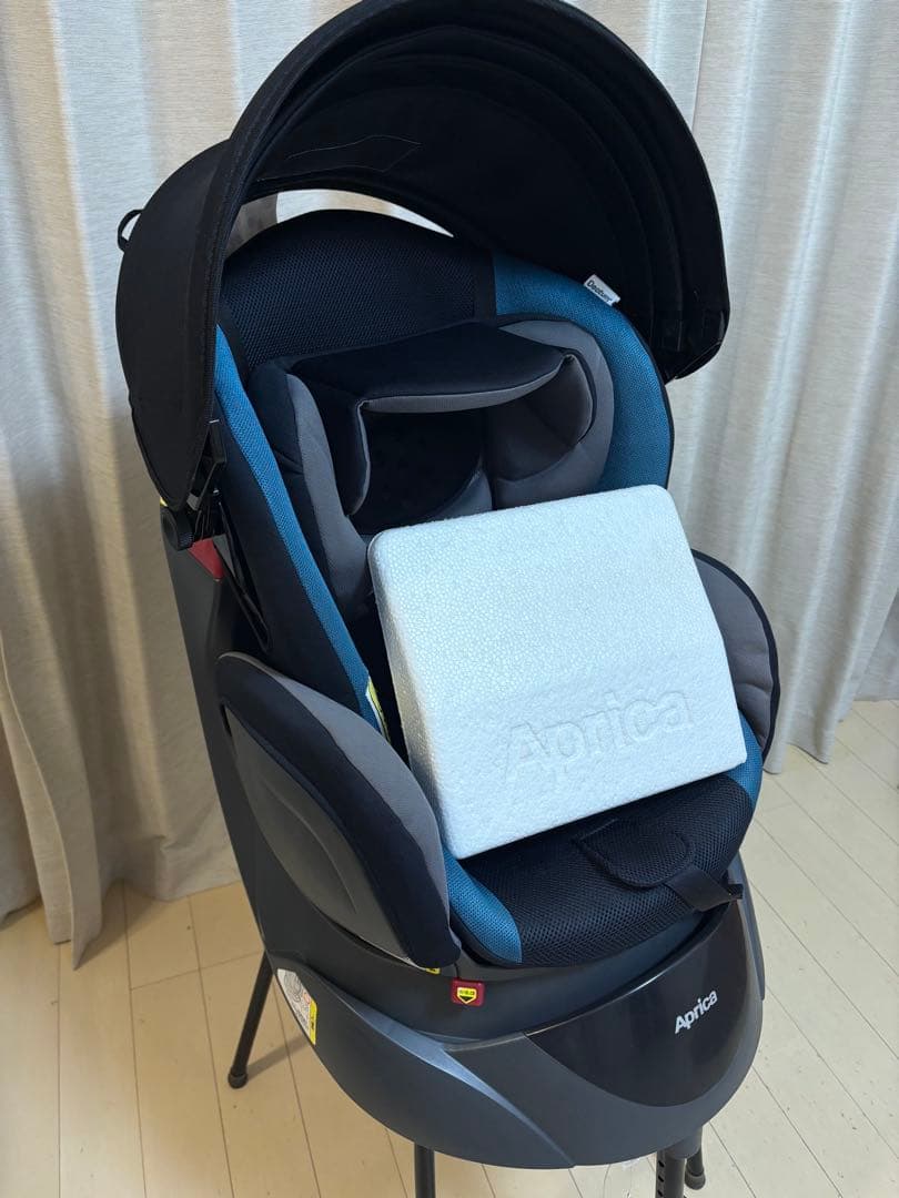 Ryo　Aprica 車用チャイルドシート　ディアターンプラス