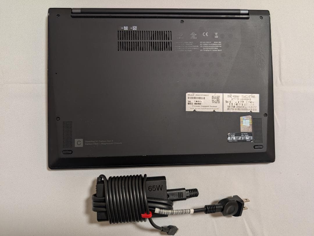 ThinkPad X1 Carbon Gen9 i7/16G/タッチ/LTE