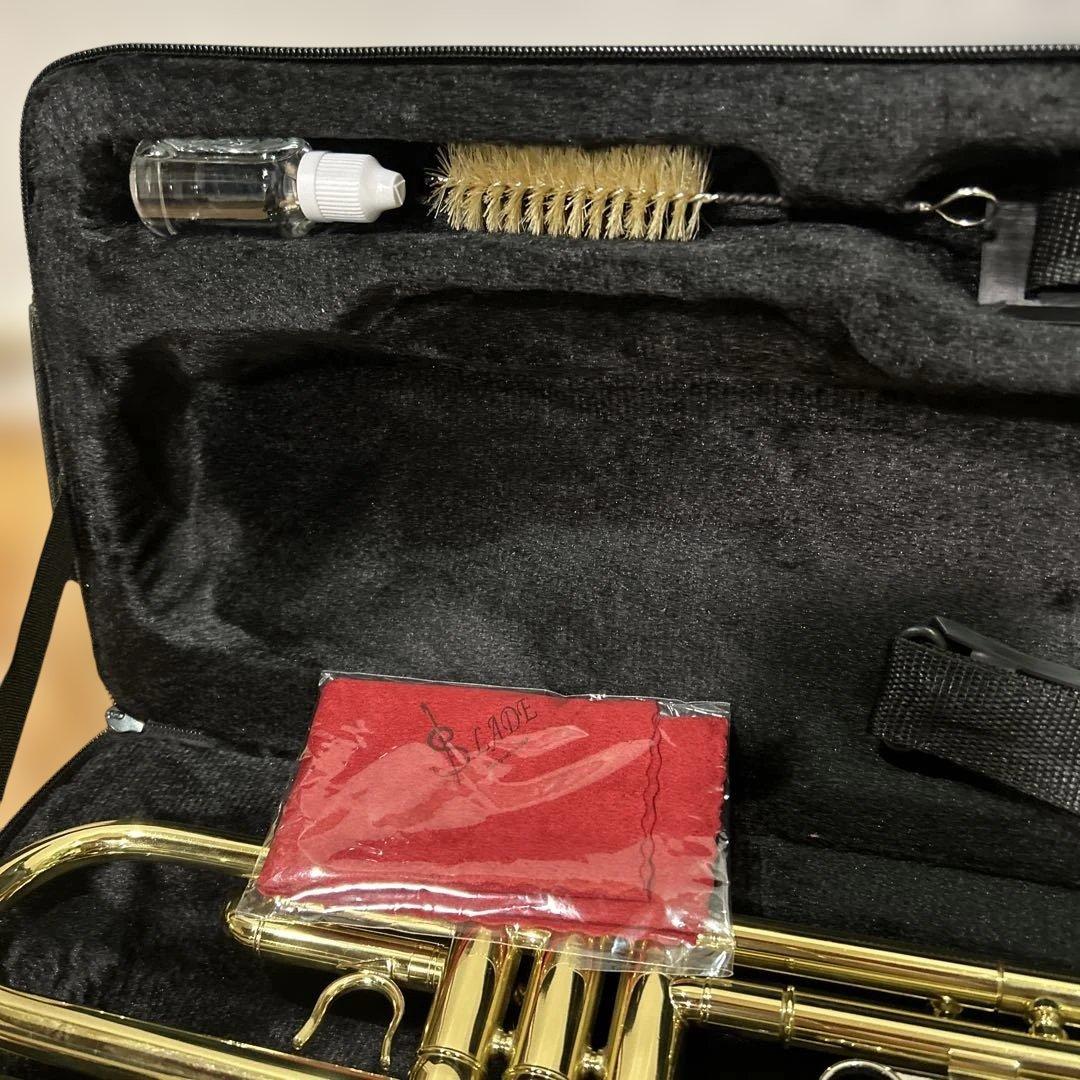 トランペット本体 ゴールド 付属品あり　LADO