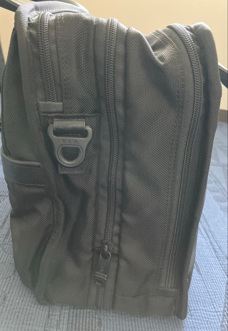 TUMI アルファ　26141D2 ビジネスバッグ　PC A4 大容量