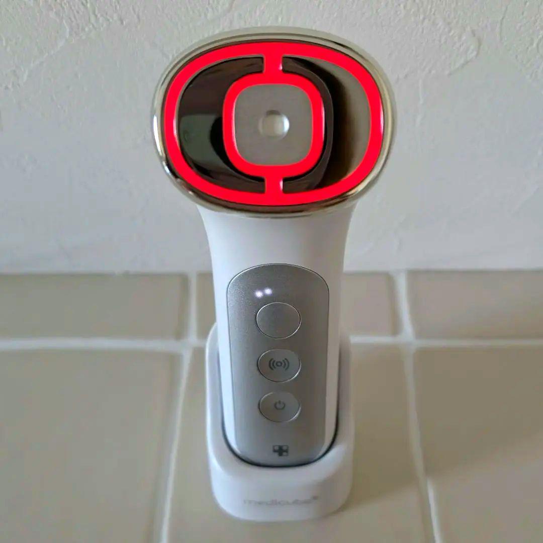 【美品】MEDICUBE メディキューブ AGE-R 美顔器 3点セット