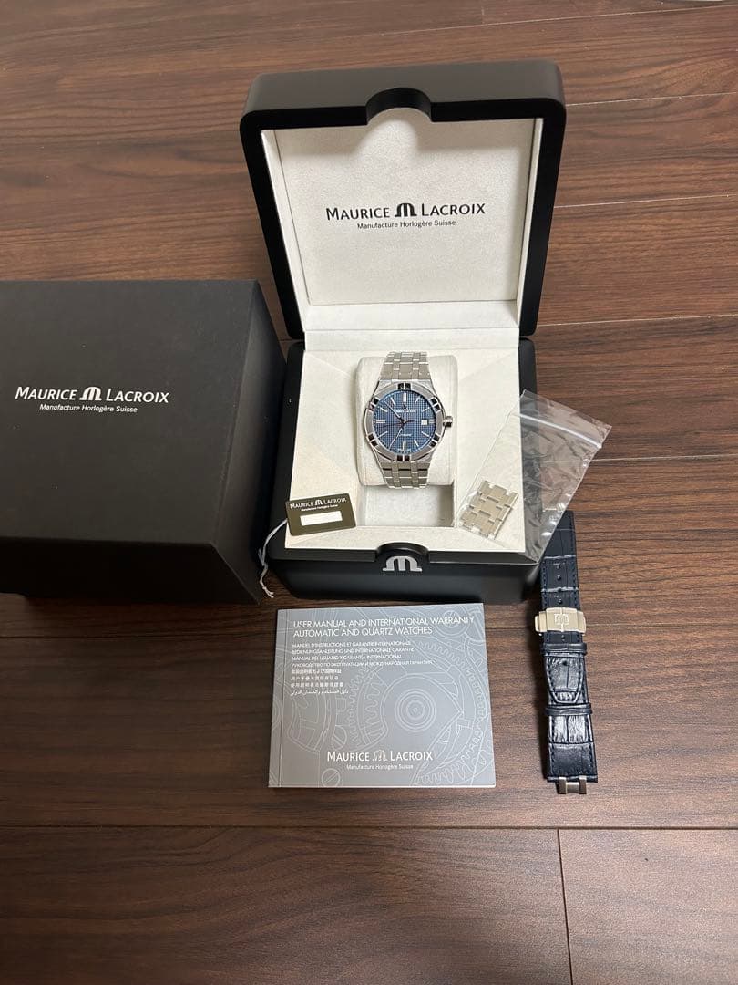 モーリスラクロア　アイコン　42mm Maurice Lacroix ブルー