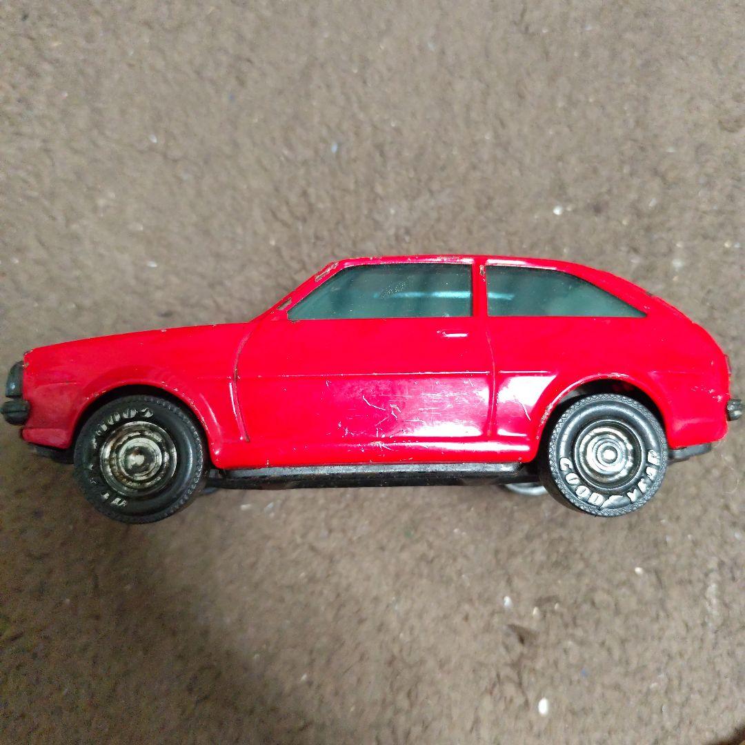 昭和レトロミニカー　マツダファミリアAP イチコー製