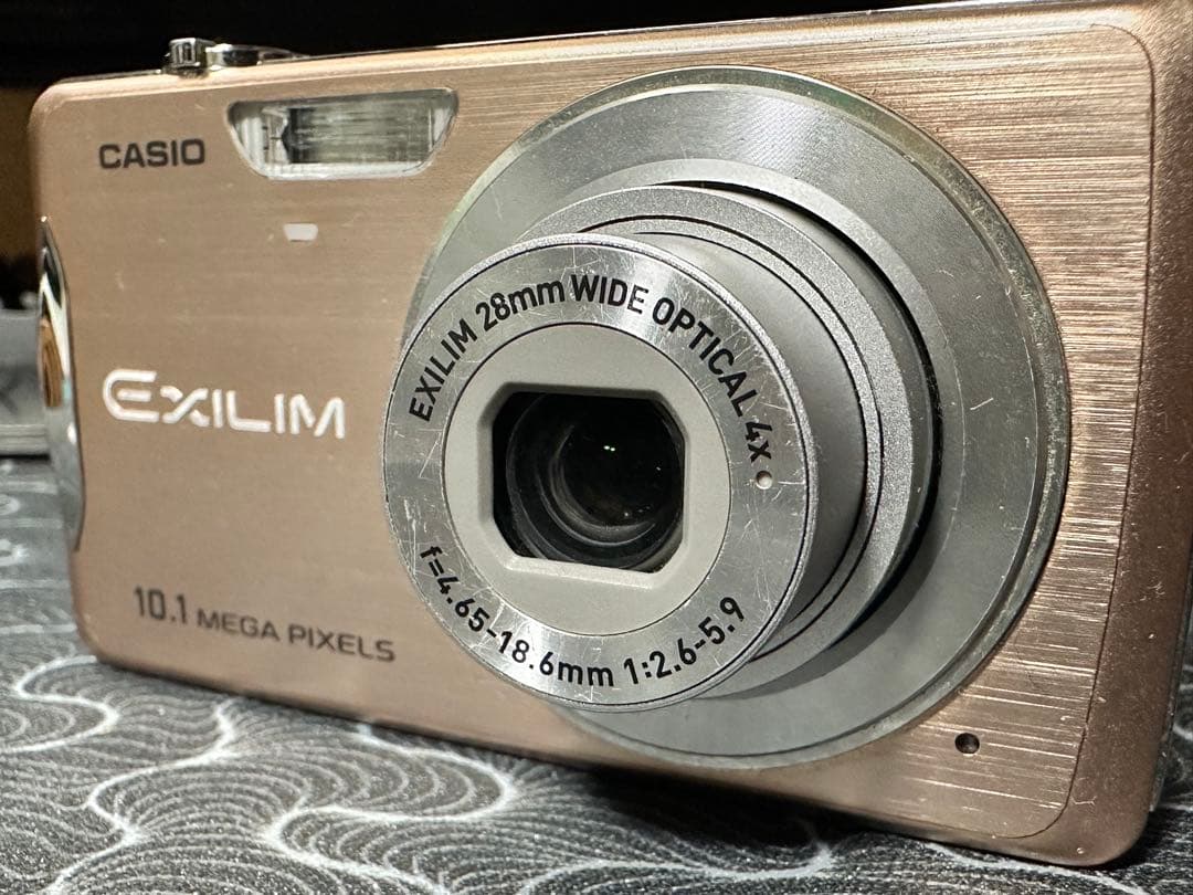 【動作品】 CASIO EX-Z270 10.1メガピクセル　デジカメ コンデジ
