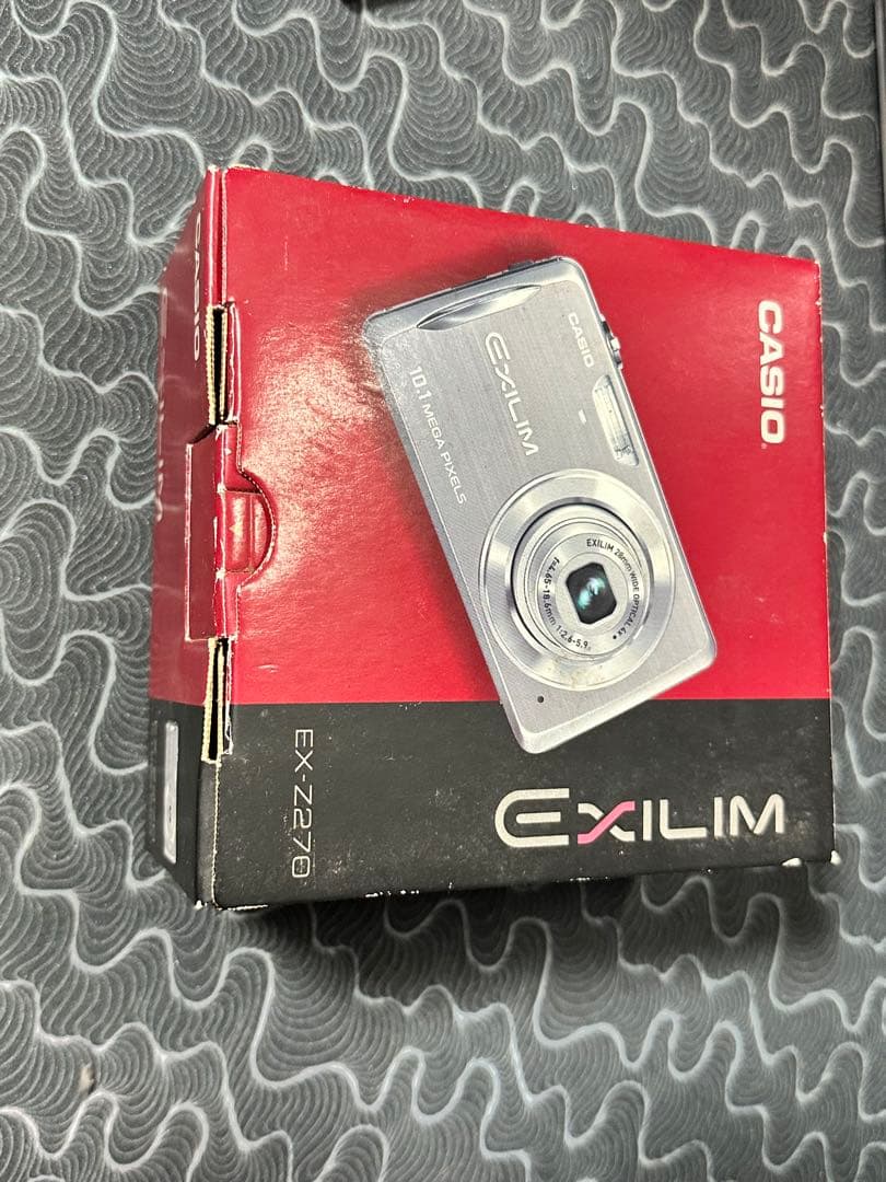 【動作品】 CASIO EX-Z270 10.1メガピクセル　デジカメ コンデジ