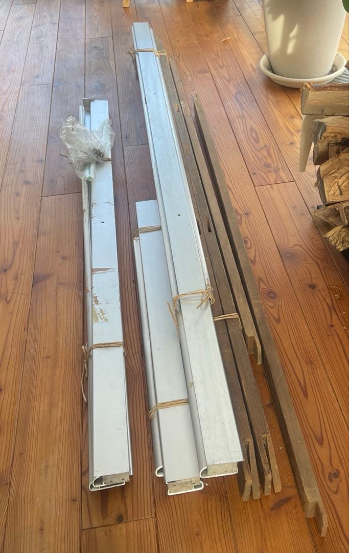 木枠F100とアルミフレーム100号と50号