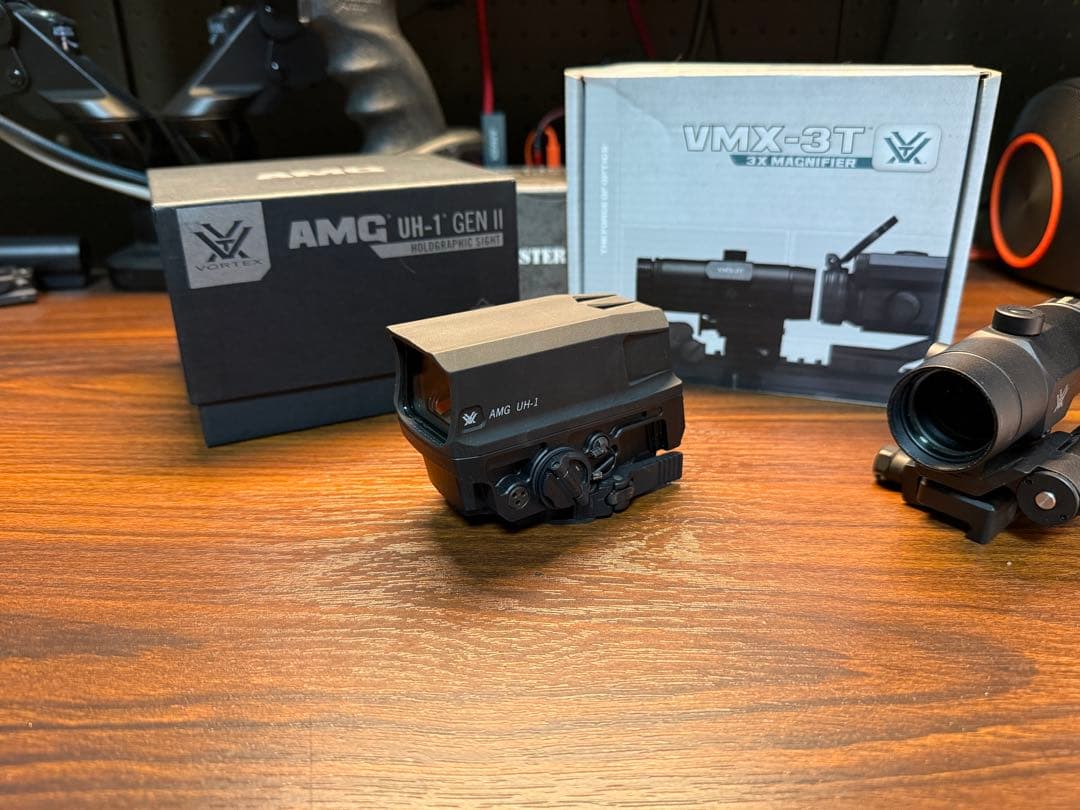 AMC UH-1 GEN II & VMX-3T 光学機器セット