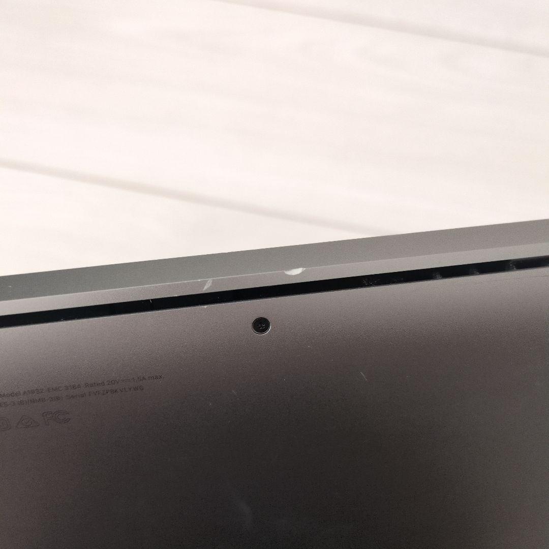 MacBook Air Retina 13-inch 2019 本体