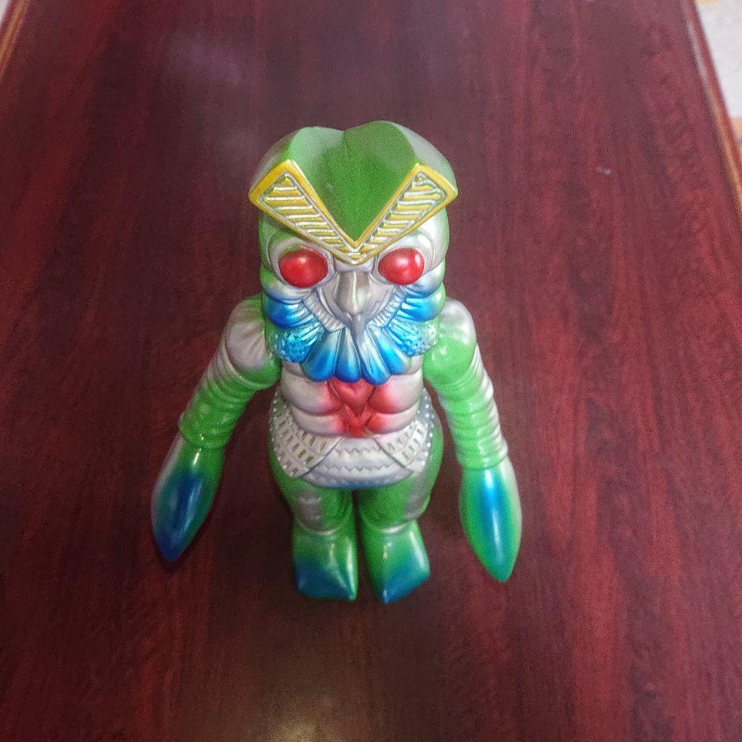 ブルマァク/ジャイアントバルタン星人 ソフビ