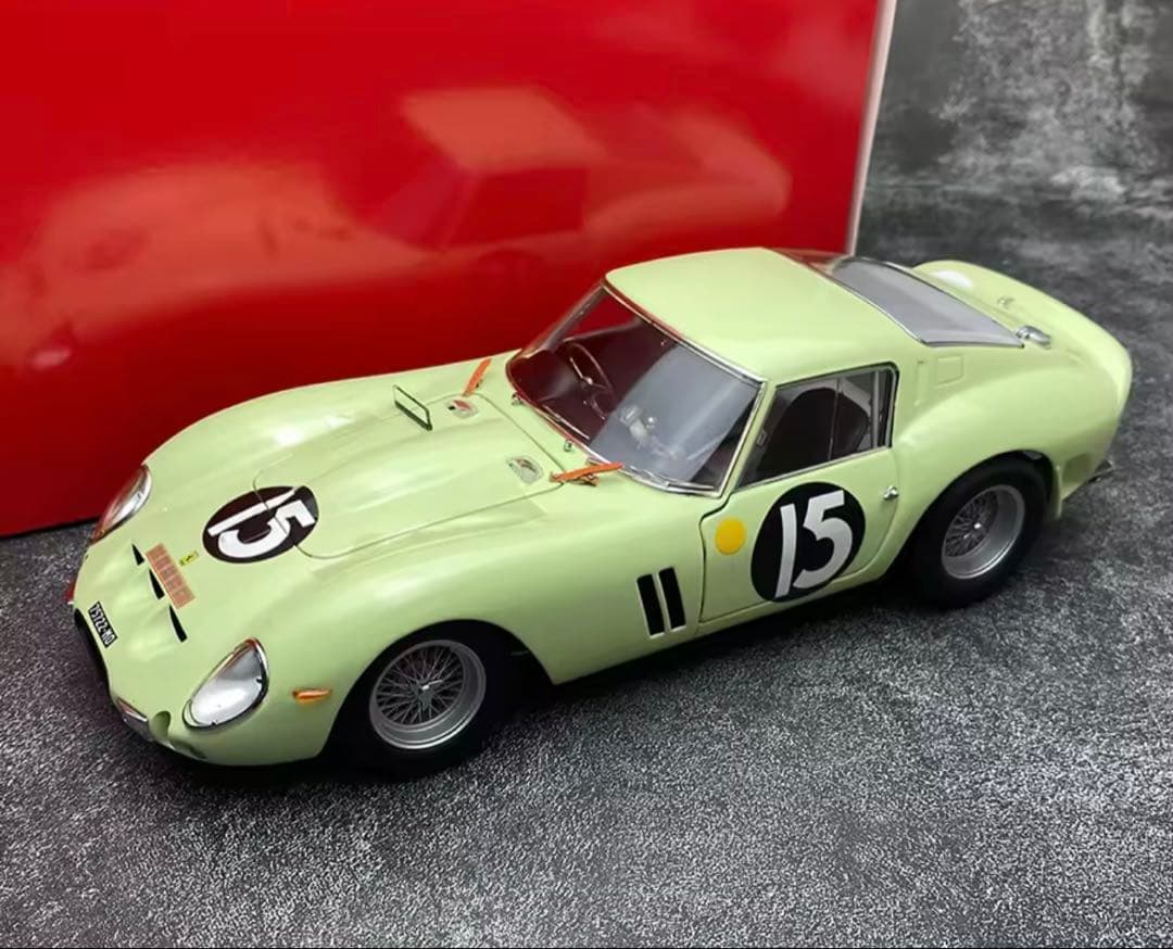 KYOSHO ダイキャストモデル 1/18 250GTO 合金製カーモデルSUV