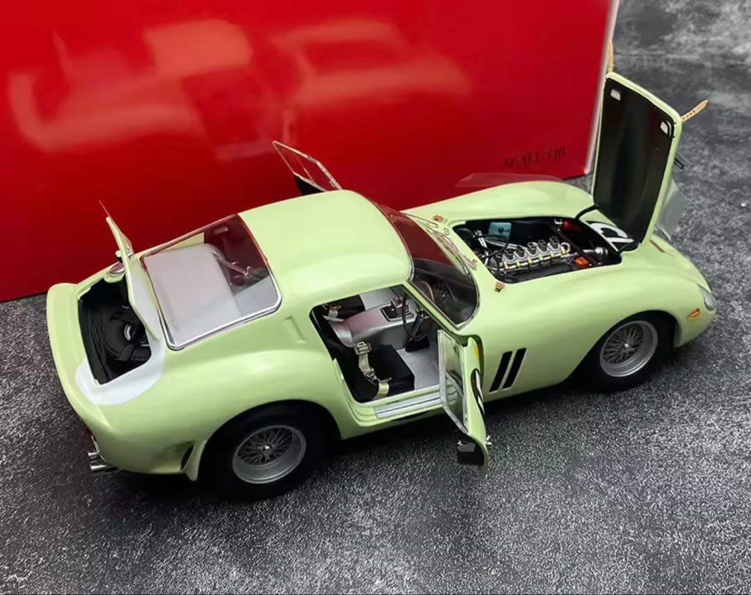 KYOSHO ダイキャストモデル 1/18 250GTO 合金製カーモデルSUV