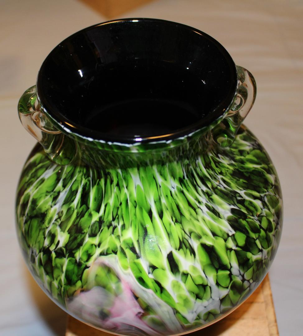ヴェネチア　ベネチア　ガラス 花瓶　グリーン（とピンク）