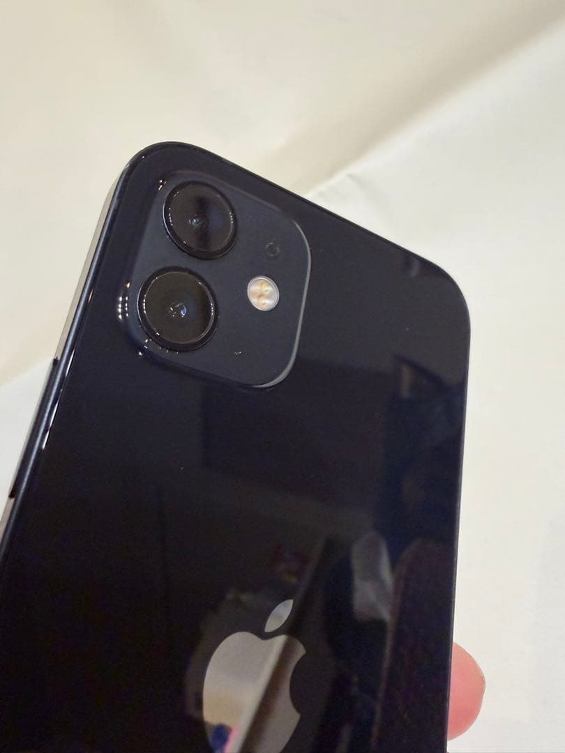 Apple iPhone 12 ブラック 64GB 本体