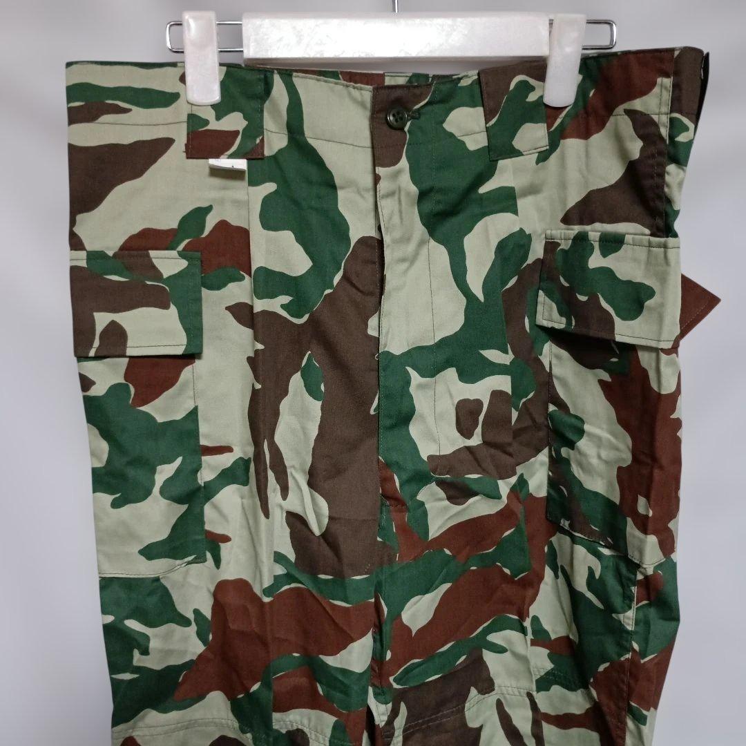 自衛隊熊笹迷彩服上下セット未使用品PX品？