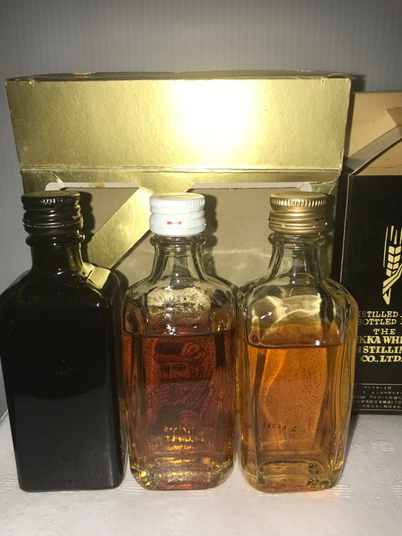 ミニボトルウイスキー　ニッカウイスキー　50ml