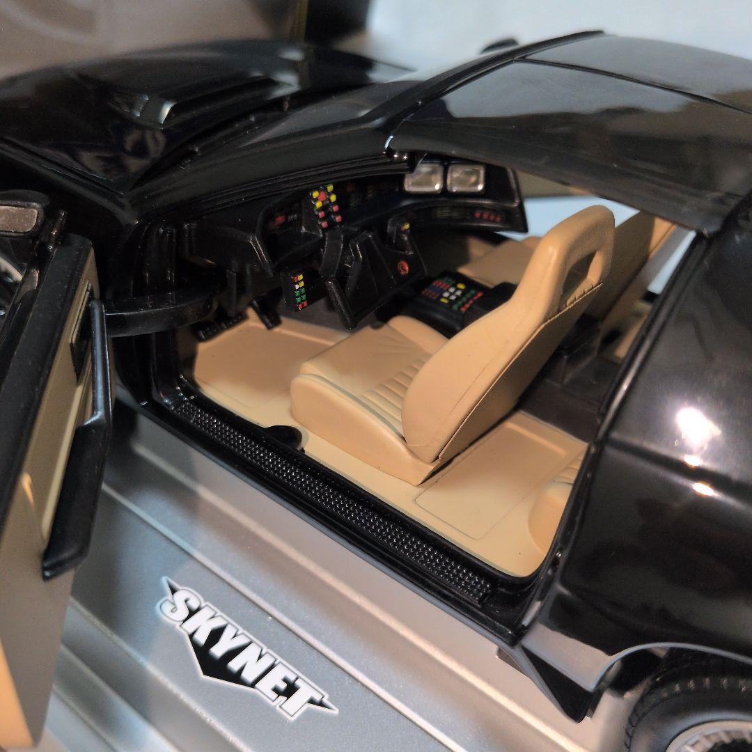スカイネット 1/18 ナイトライダー K.I.T.T
