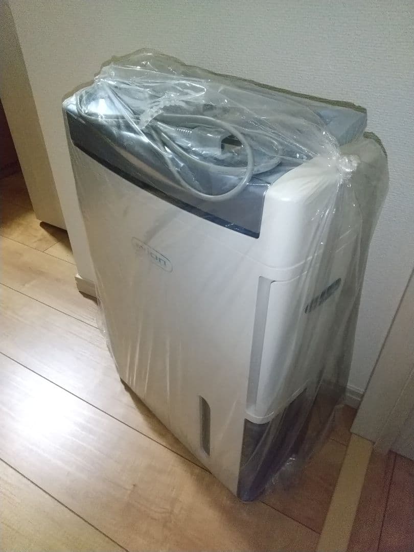 東芝 除湿機 RAD-80DMX(L) 1台