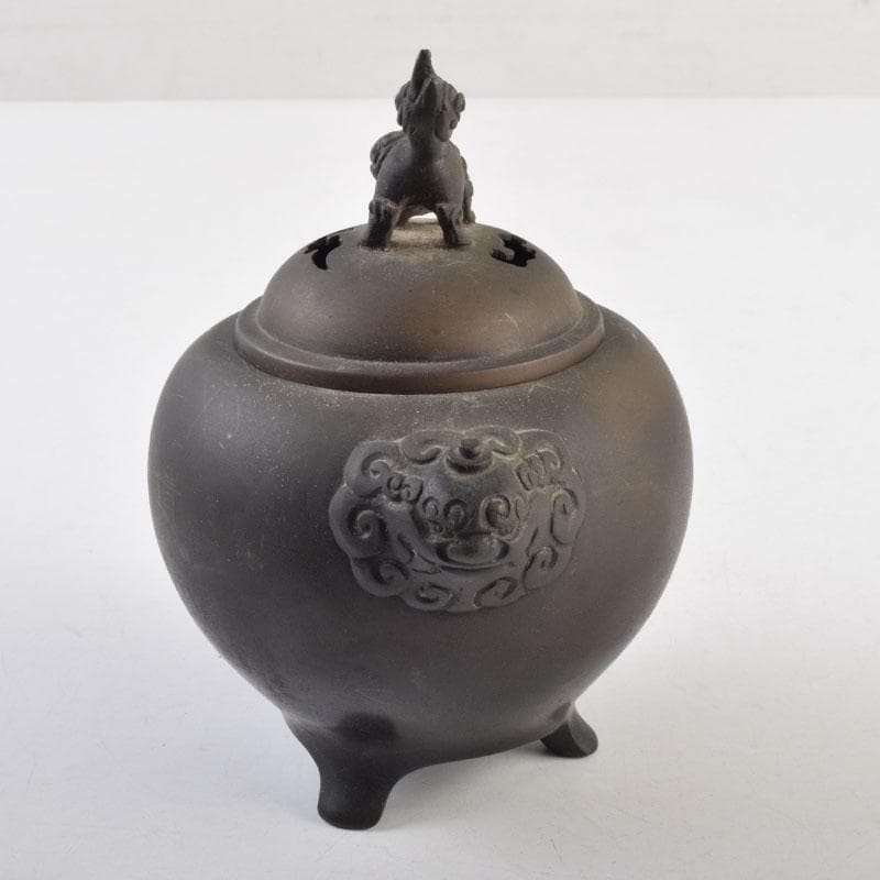 中国　古銅宣徳銅　獅子摘　刻漢詩文　三つ足香炉　N　9001