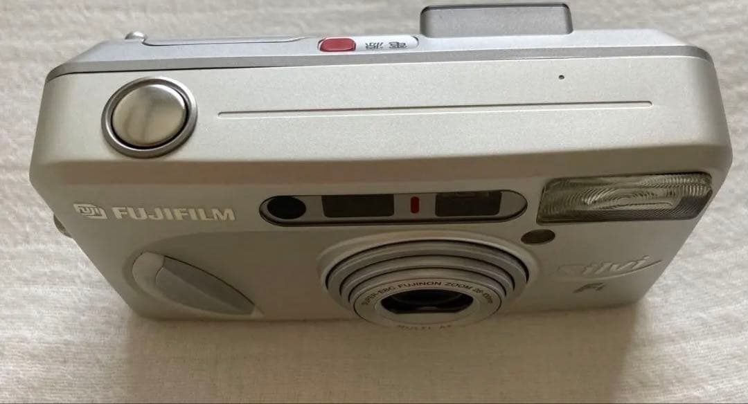 FUJIFILM 富士フイルム コンパクトカメラ Silvi Fiシルヴィ Fi