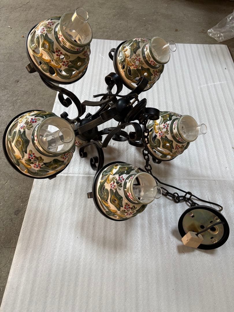 シャンデリア　アンティーク　希少品　天井照明昭和レトロ ランプ おしゃれ