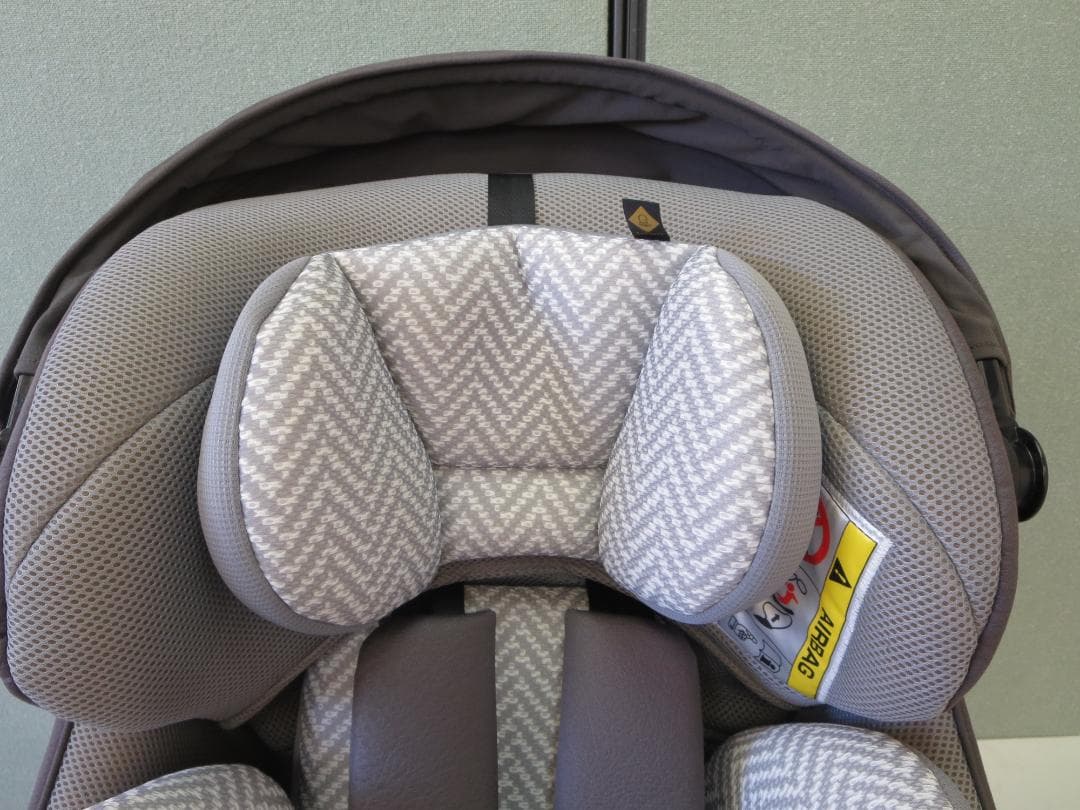 コンビ　クルムーヴ スマート ISOFIX エッグショック JN-570