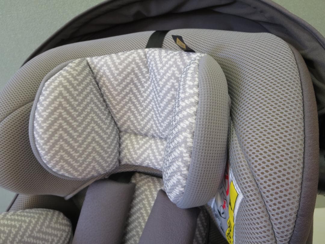 コンビ　クルムーヴ スマート ISOFIX エッグショック JN-570