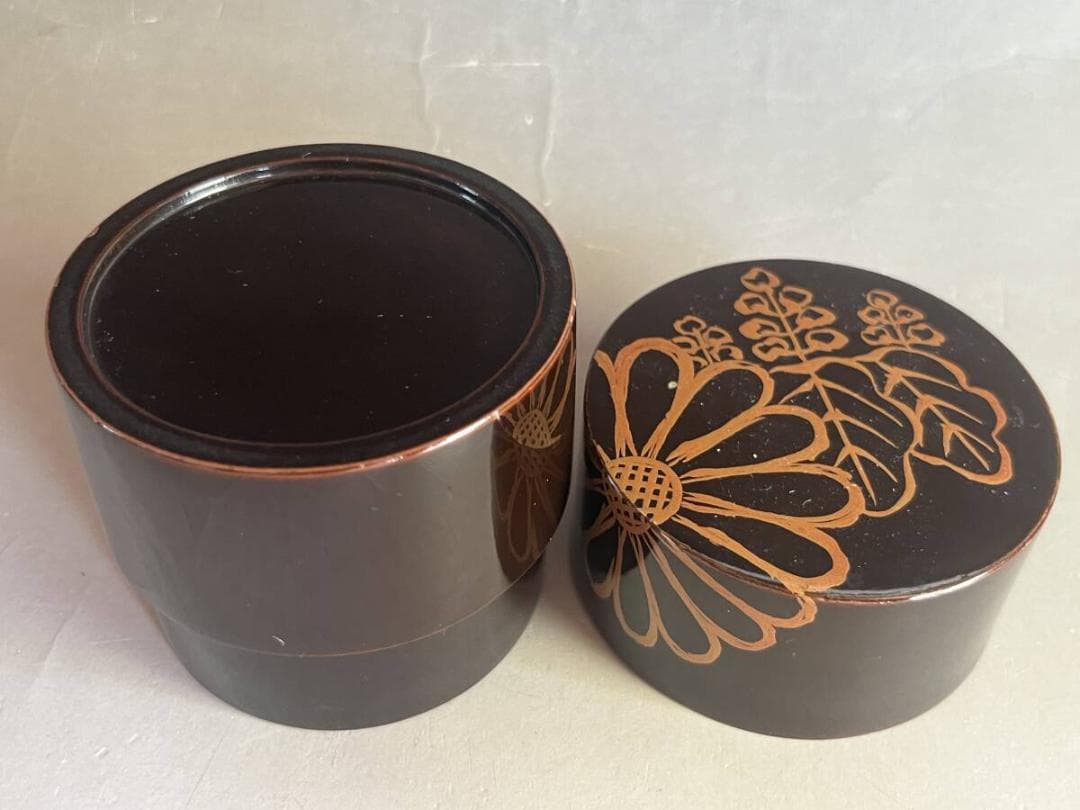 棗■なつめ 漆器茶入れ 桐・菊紋 丸棗 お茶道具 古美術 時代物 骨董品■