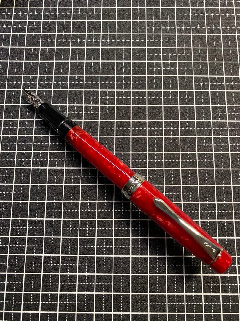 PILOT CUSTOM LEGANCE Red 万年筆　字幅F