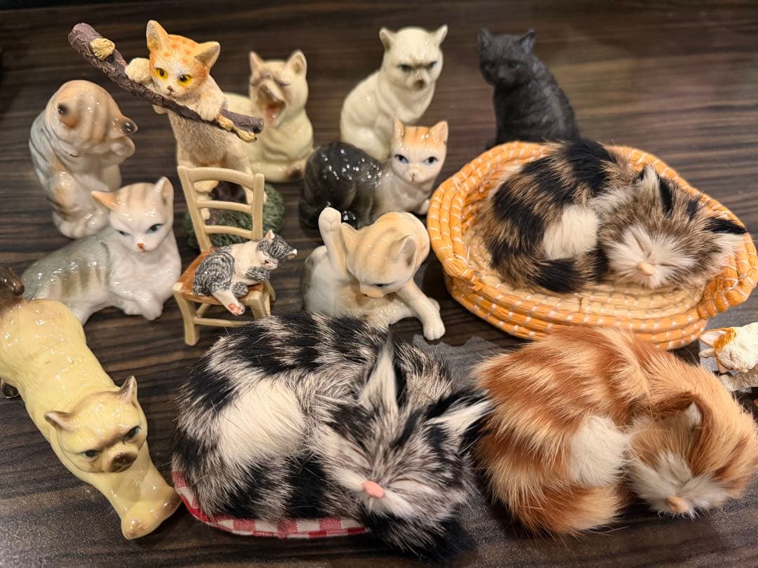 猫好きな方必見　猫のレトロ置物13点セット（ファー・陶器）　約20年前